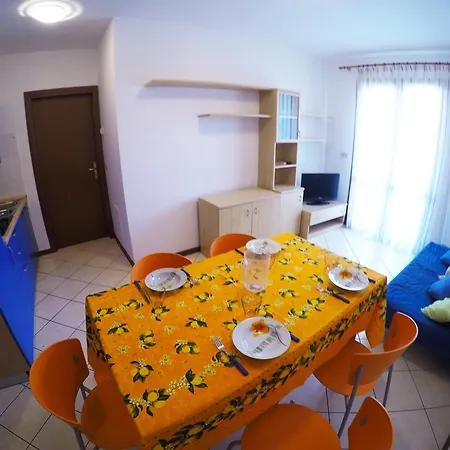Apartmán Pineta - Agenzia Cocal *